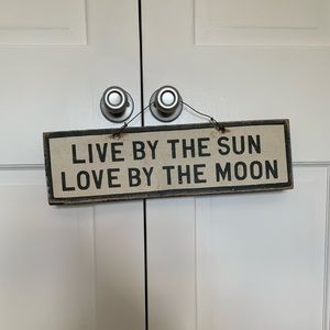 BRANDY MELVILLE ORIGINAL SIGN